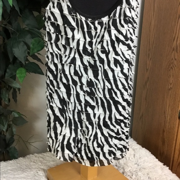 Notations XL black and white layered animal print tank top - Picture 6 of 12